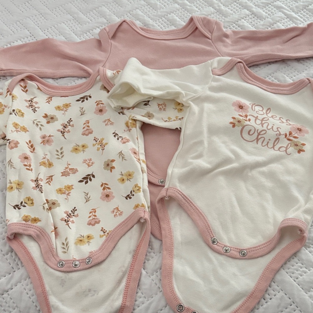 Le Top Pink and Cream Baby Bodysuit Set